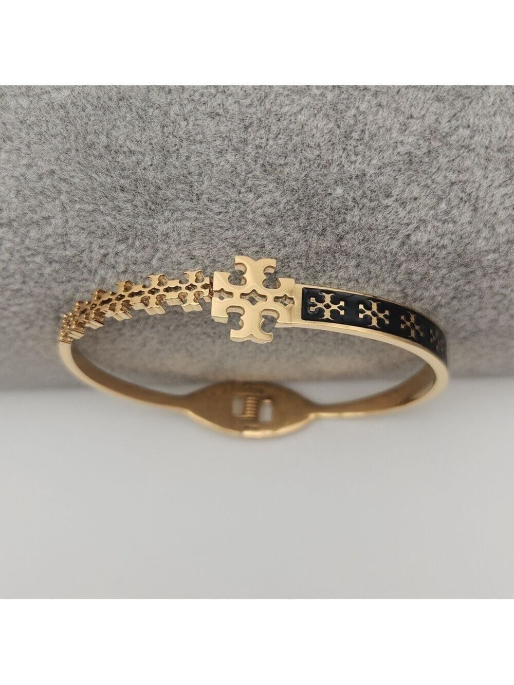 18k Gold Plated Geometric Double-T Bangle Bracelet | Black Inlay Detail Modern